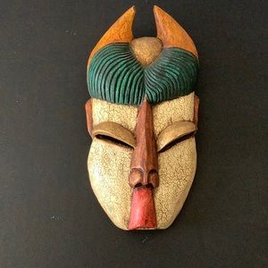 HOME WALL DECOR HAND WOOD CARVED